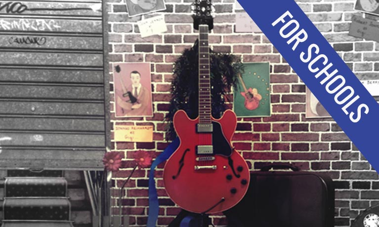 « Gigi, drôle de guitare »